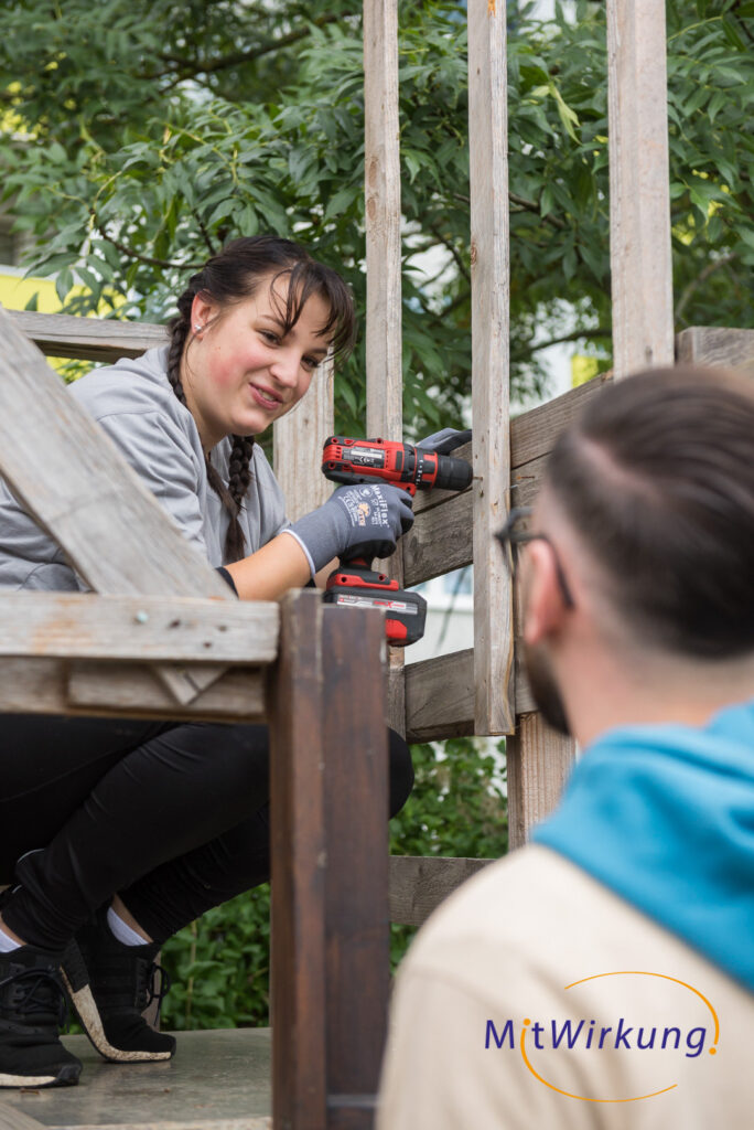 #Social Day + #Hallesche Wohnungsgesellschaft mbH #Bauspielplatz „KiFaNa“