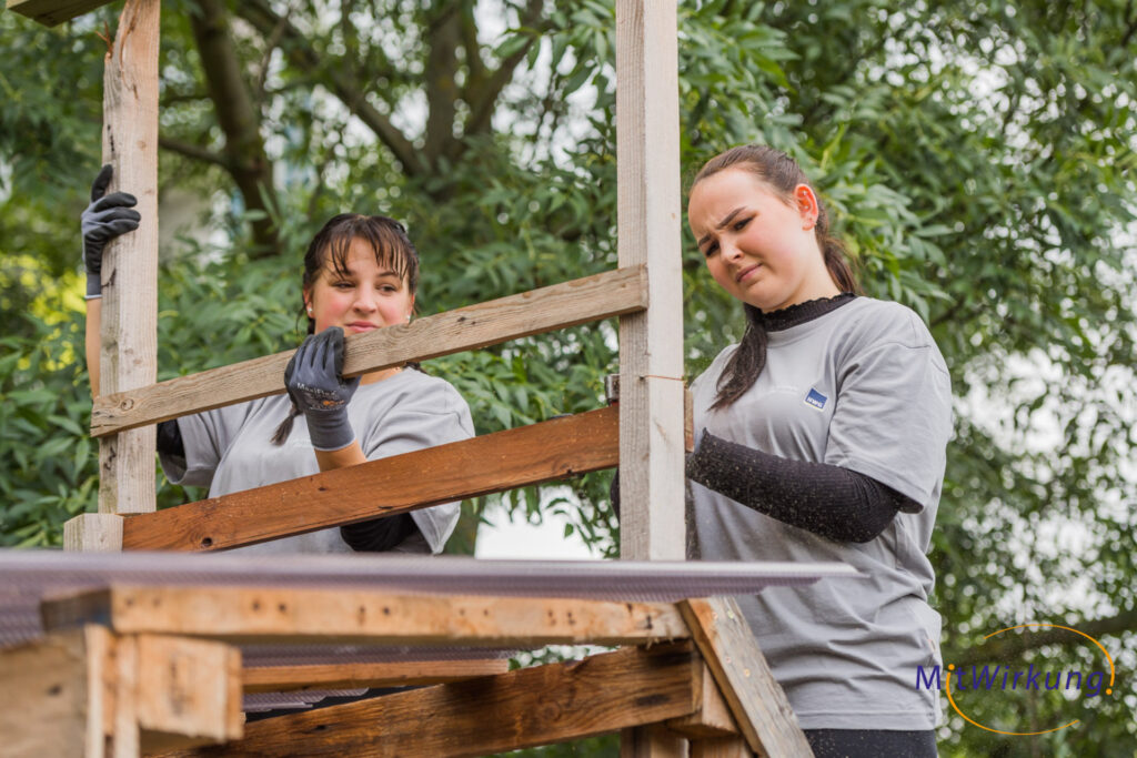 #Social Day + #Hallesche Wohnungsgesellschaft mbH #Bauspielplatz „KiFaNa“